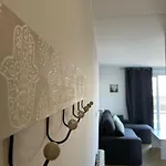 아파트 House *