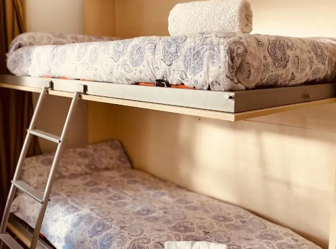 House סיירה נבדה