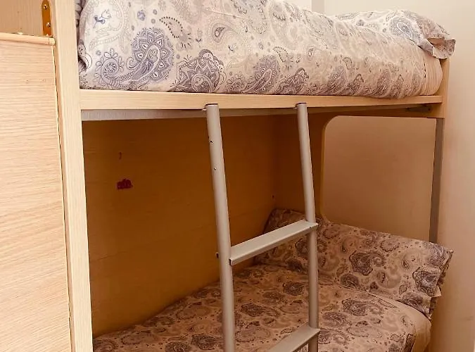 House סיירה נבדה